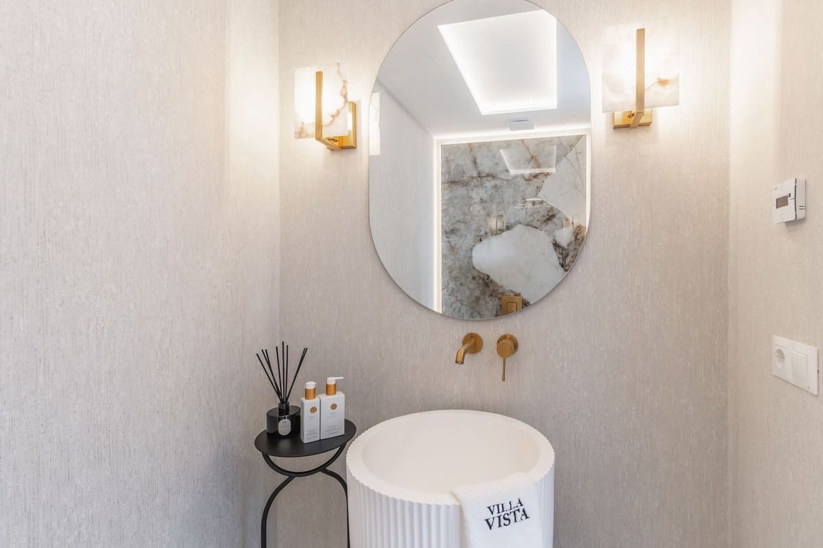 4 sypialnia Willa na sprzedaż w Marbesa z basenem garażem - 3 669 000 € (Ref: 8796390)