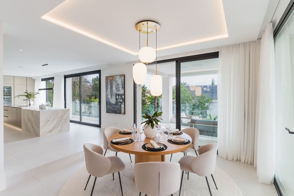 4 sypialnia Willa na sprzedaż w Marbesa z basenem garażem - 3 669 000 € (Ref: 8796390)