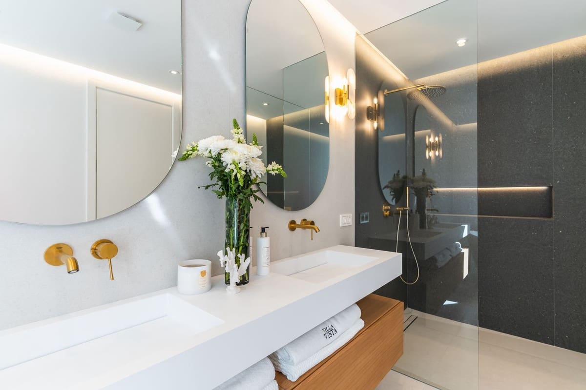 4 sypialnia Willa na sprzedaż w Marbesa z basenem garażem - 3 669 000 € (Ref: 8796390)