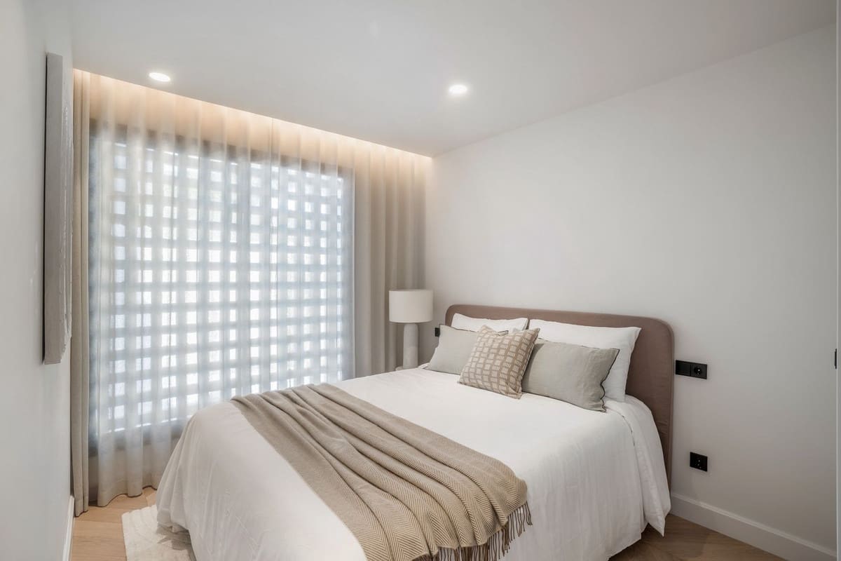 4 soveværelse Penthouse til salg i La Quinta med swimmingpool garage - € 1.895.000 (Ref: 8803285)