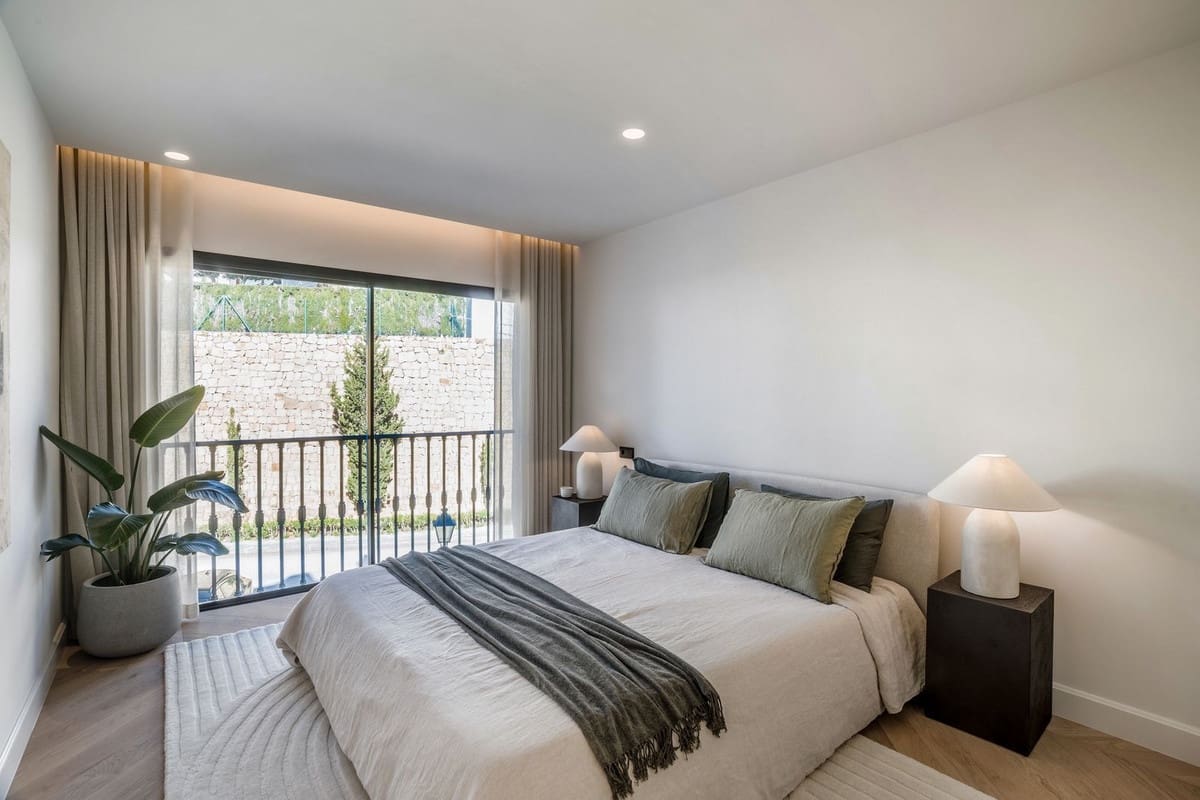 4 soveværelse Penthouse til salg i La Quinta med swimmingpool garage - € 1.895.000 (Ref: 8803285)