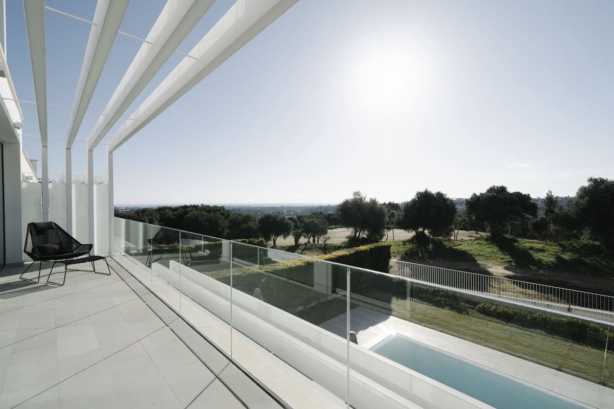 5 soveværelse Villa til salg i Sotogrande med swimmingpool - € 1.550.000 (Ref: 8807447)