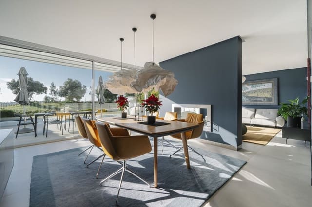 5 Zimmer Villa zu verkaufen in Sotogrande, San Roque mit Pool - 1.550.000 € (Ref: 8807447)