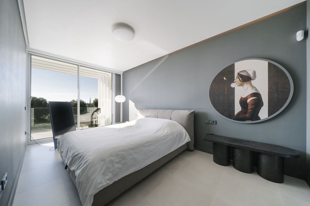 5 bedroom Villa for sale in Sotogrande with pool - € 1,550,000 (Ref: 8807447)