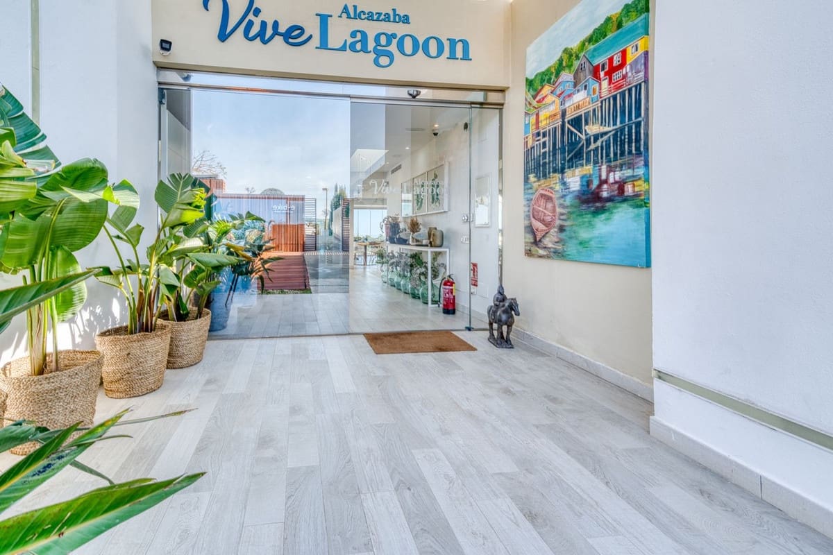 3 sypialnia Apartament na sprzedaż w Casares z basenem garażem - 625 000 € (Ref: 8816728)