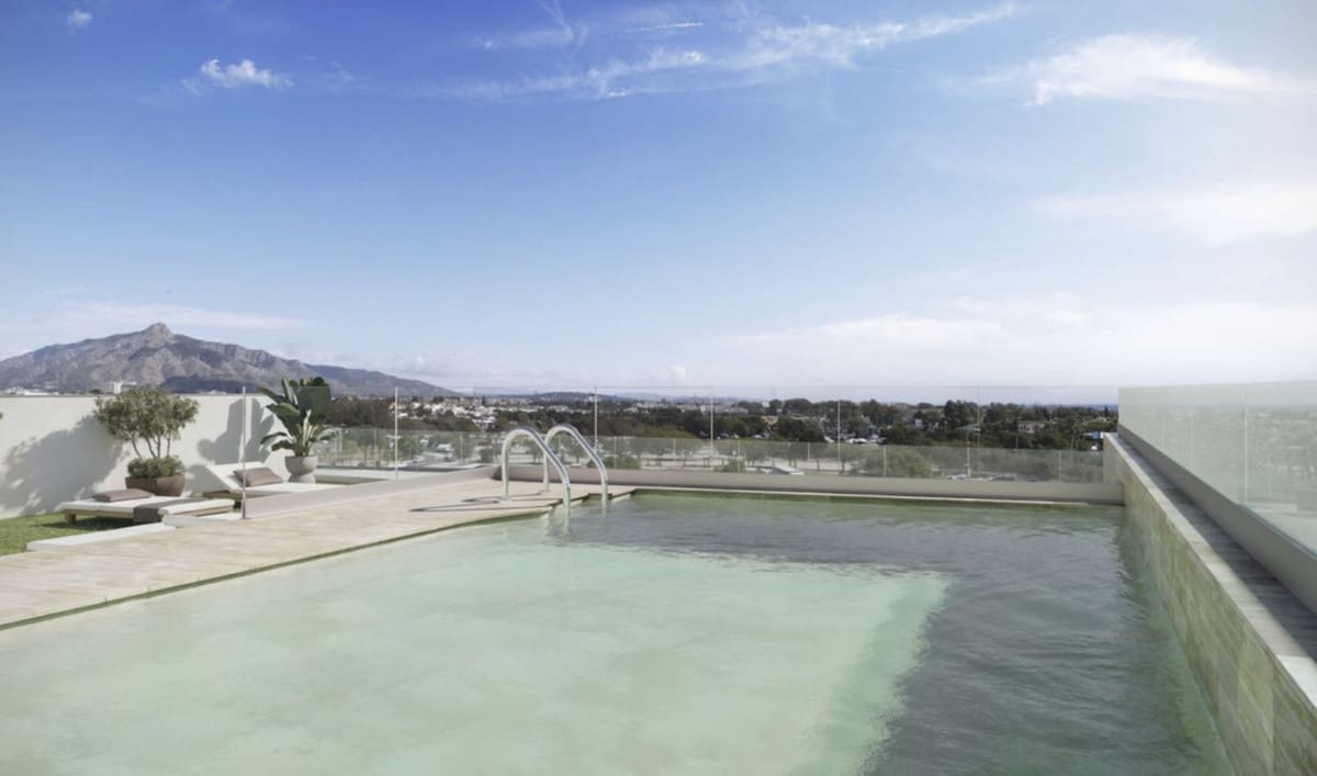 2 soverom Leilighet til salgs i San Pedro de Alcantara med svømmebasseng garasje - € 440 500 (Ref: 8820832)