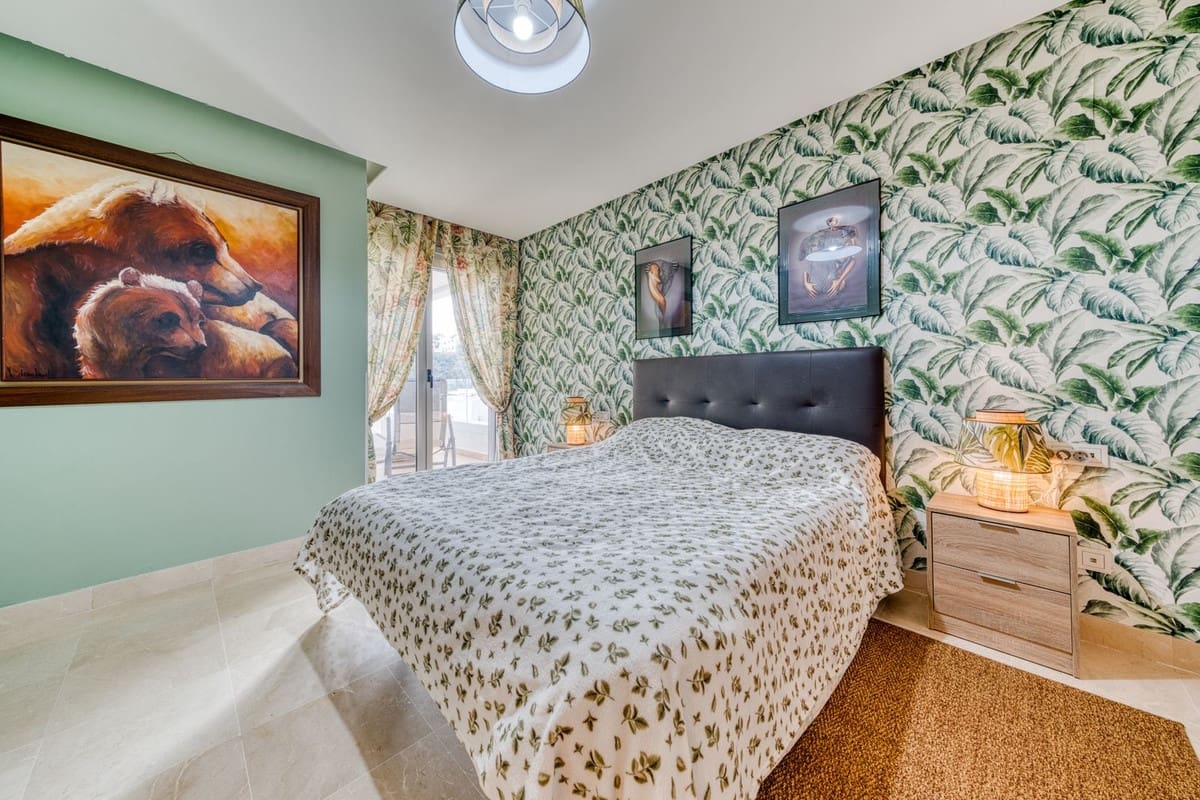 3 soverom Leilighet til salgs i Benahavis med svømmebasseng garasje - € 649 000 (Ref: 8826536)