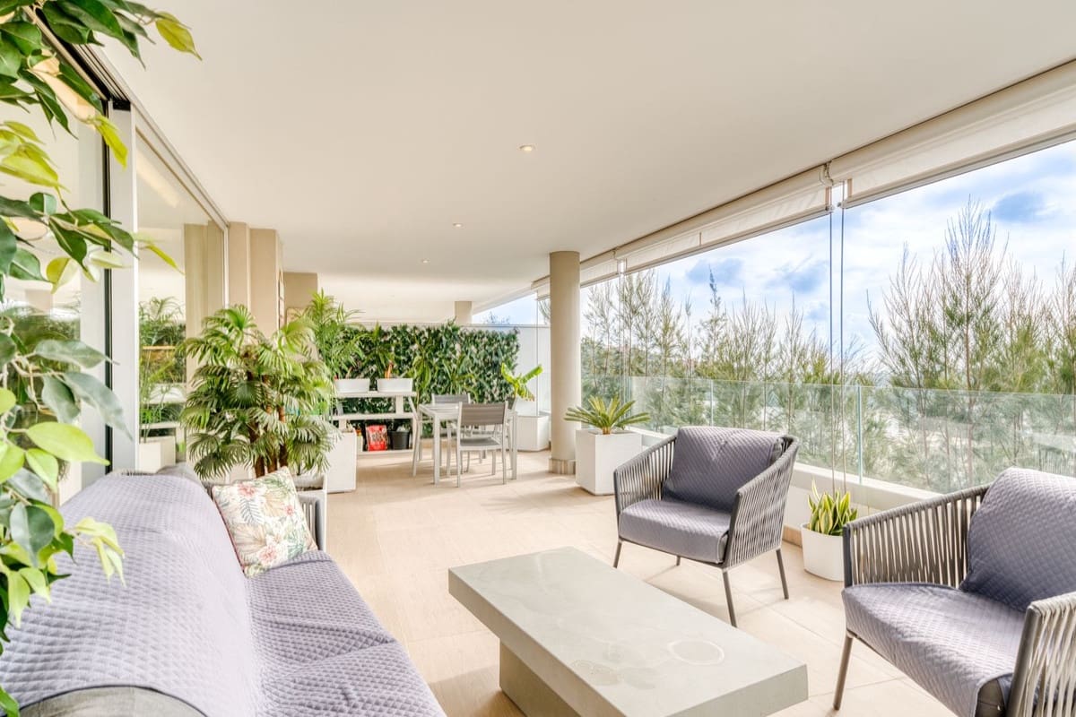 3 sovrum Lägenhet till salu i Benahavis med pool garage - 649 000 € (Ref: 8826536)