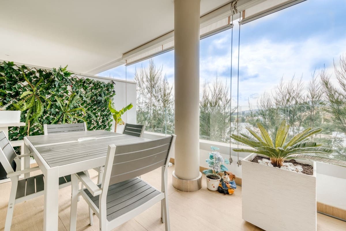 3 sovrum Lägenhet till salu i Benahavis med pool garage - 649 000 € (Ref: 8826536)