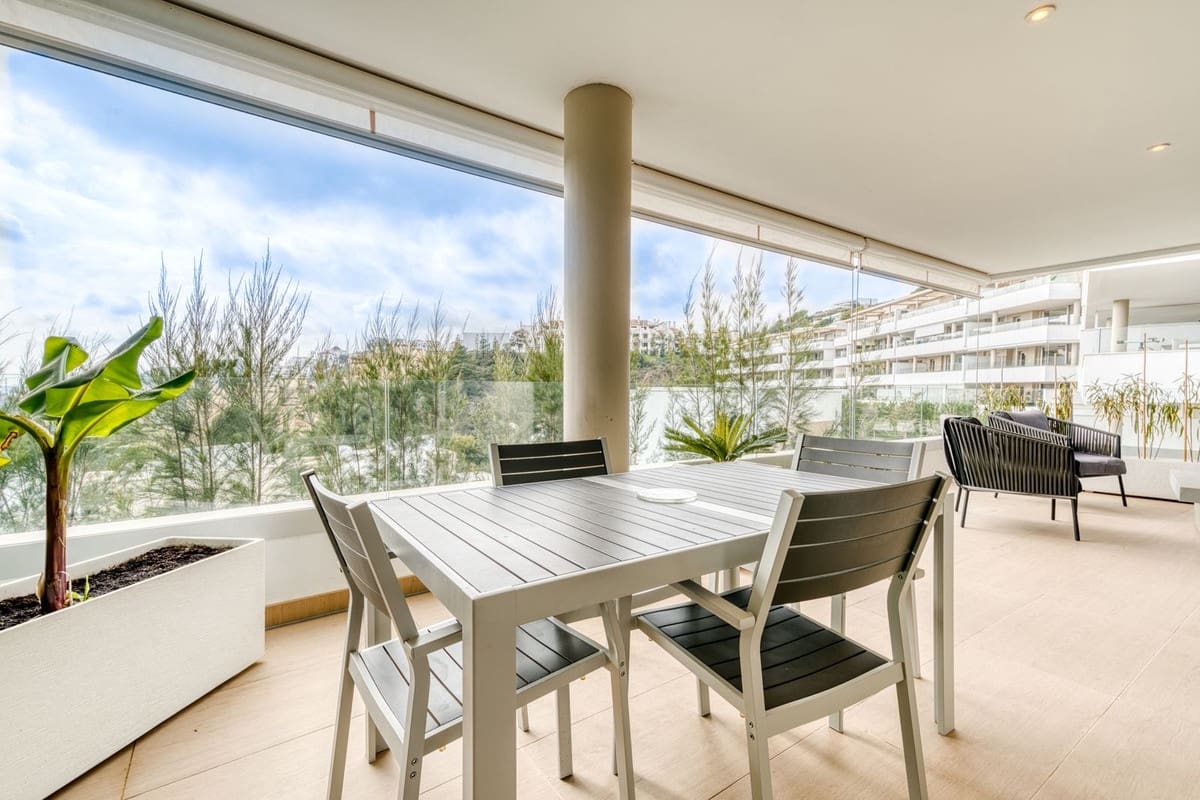 3 sovrum Lägenhet till salu i Benahavis med pool garage - 649 000 € (Ref: 8826536)