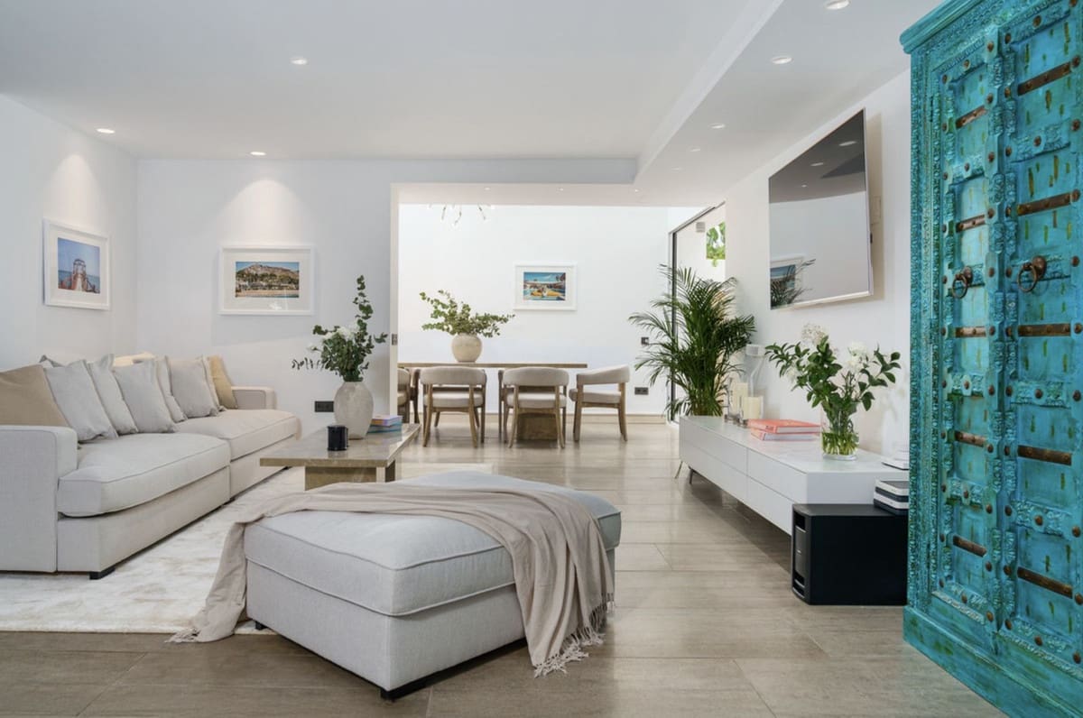 Chalet de 6 habitaciones en Marbella en venta con piscina garaje - 2.495.000 € (Ref: 8837526)