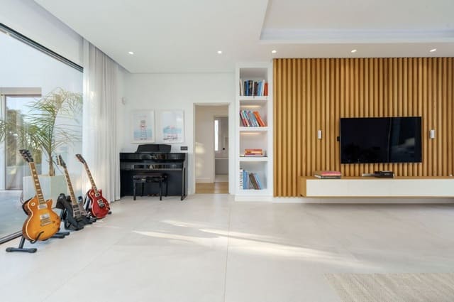 6 slaapkamer Villa te koop in Marbella met zwembad garage - € 2.495.000 (Ref: 8837526)