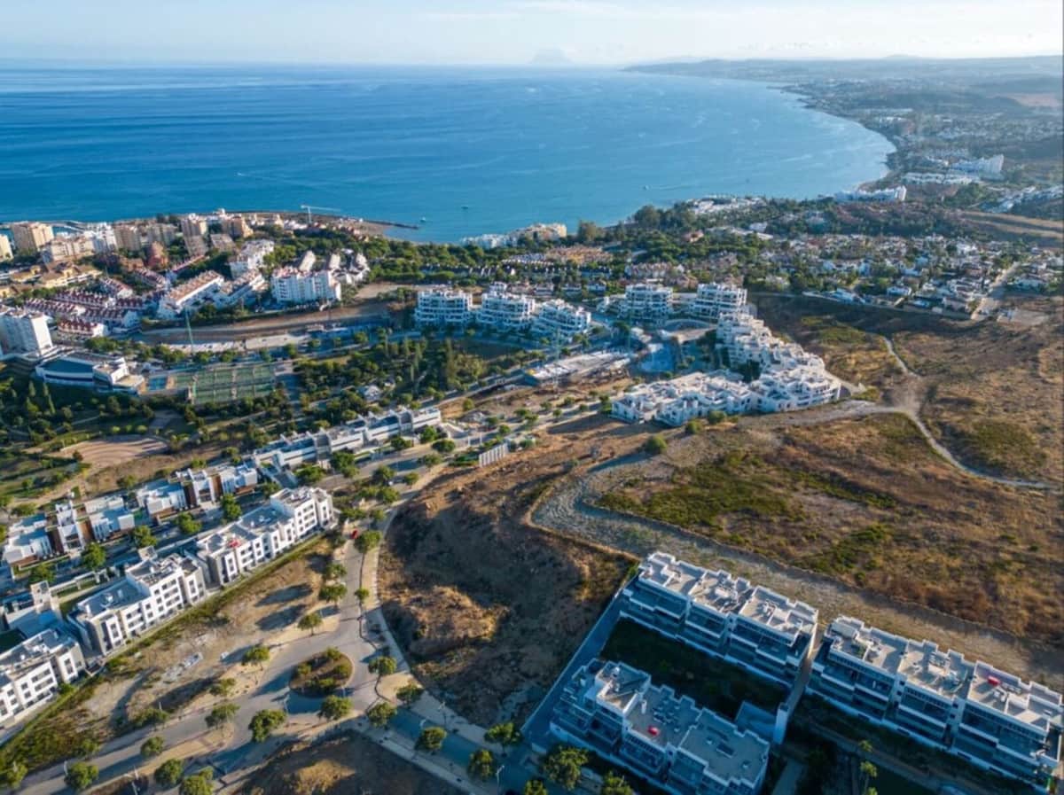 2 bedroom Apartment for sale in Estepona with pool garage - € 702,000 (Ref: 8840332)