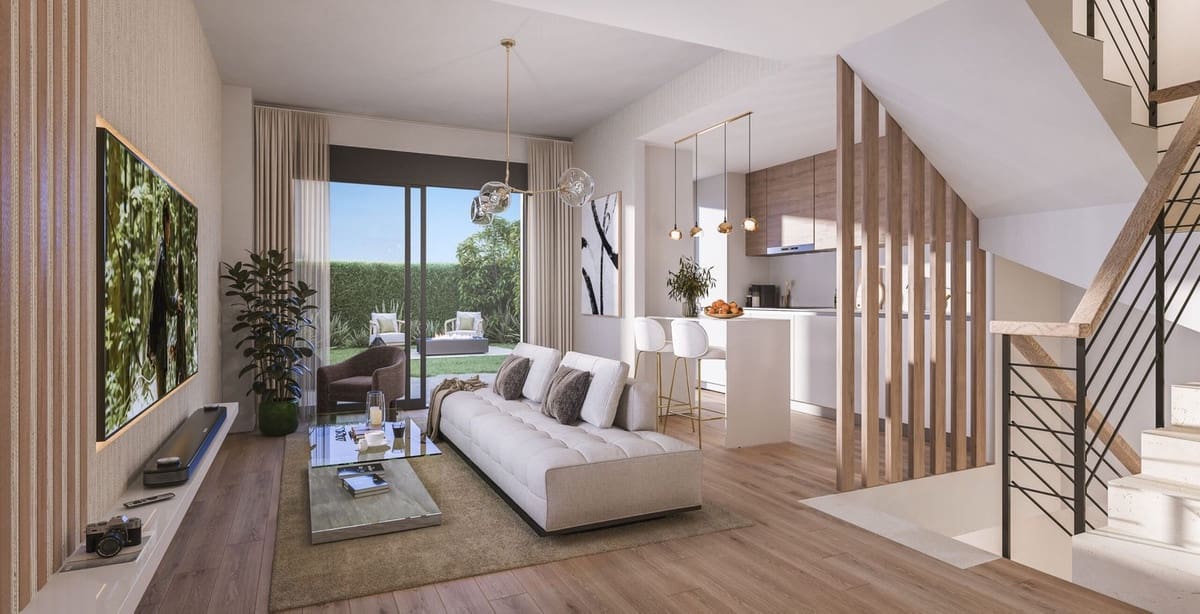 3 soveværelse Byhus til salg i Malaga by med swimmingpool garage - € 425.500 (Ref: 8848005)