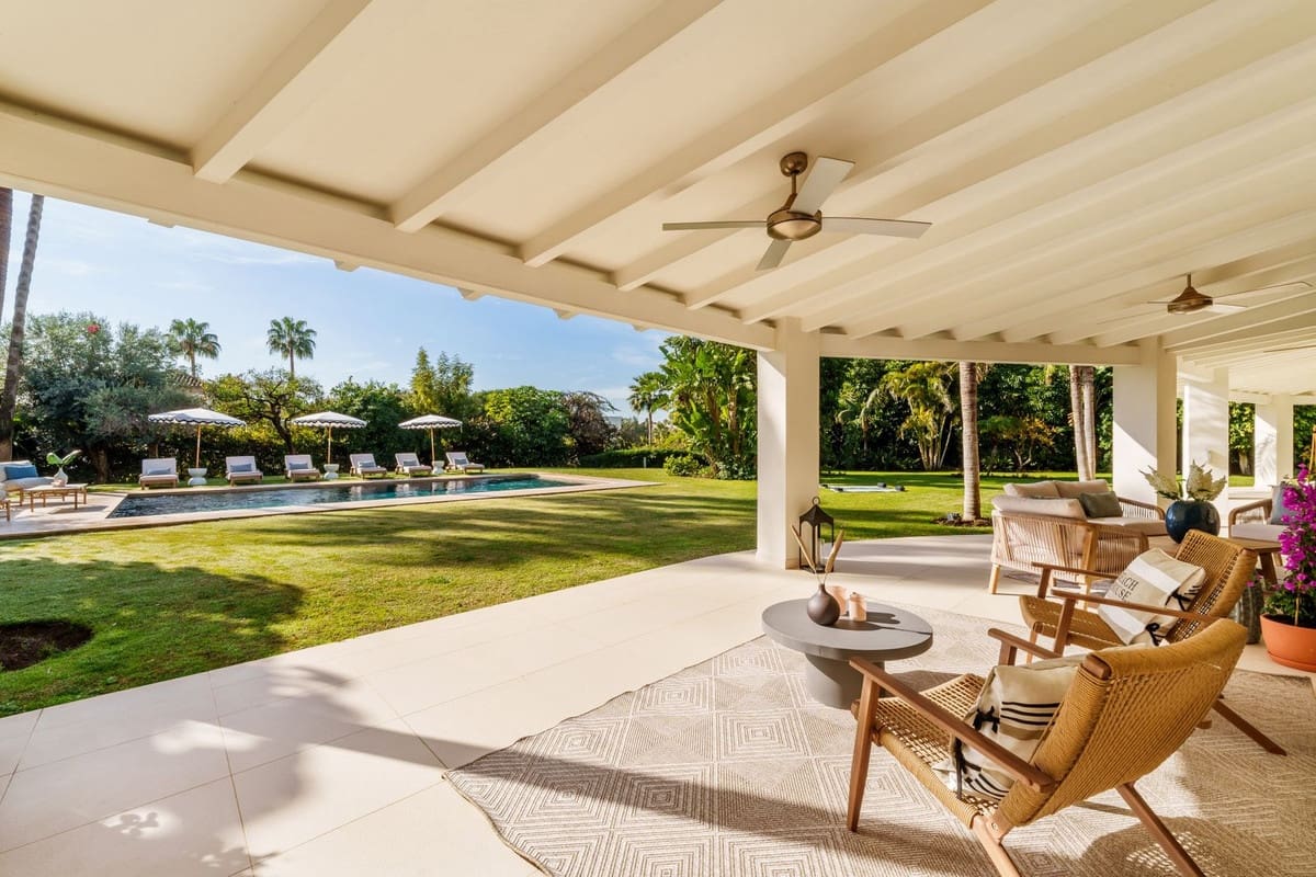 5 bedroom Villa for sale in Nueva Andalucia with pool garage - € 7,500,000 (Ref: 8853092)