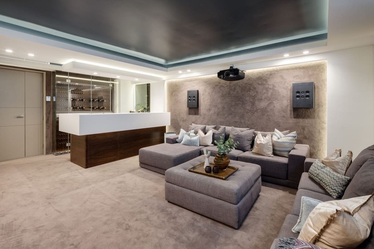 5 sypialnia Willa na sprzedaż w Golden Mile z basenem garażem - 4 995 000 € (Ref: 8880757)