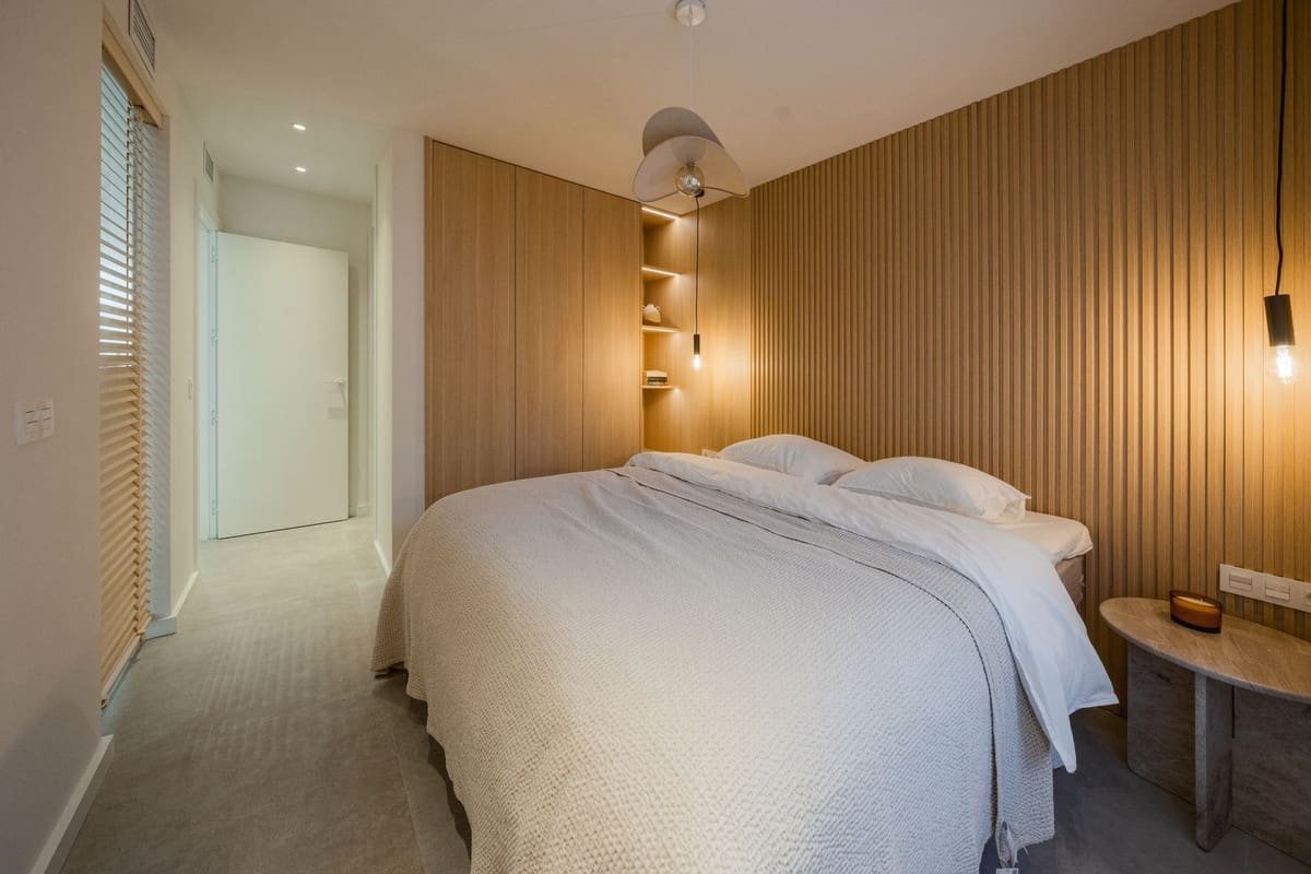 3 bedroom Apartment for sale in Nueva Andalucia with pool garage - € 1,195,000 (Ref: 8906912)