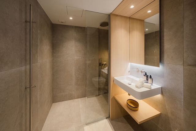 3 bedroom Apartment for sale in Nueva Andalucia, Marbella with pool garage - € 1,195,000 (Ref: 8906912)