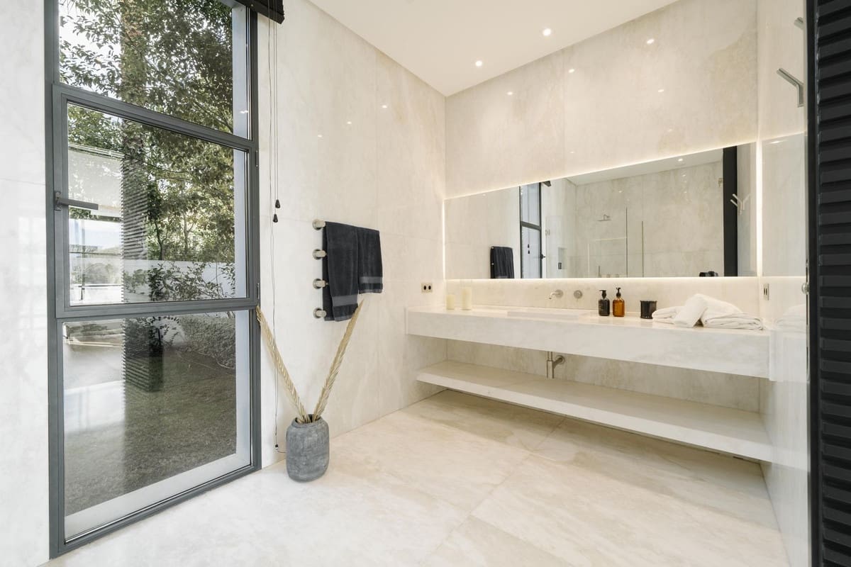 6 soverom Villa til salgs i Los Flamingos med svømmebasseng garasje - € 6 200 000 (Ref: 8916790)