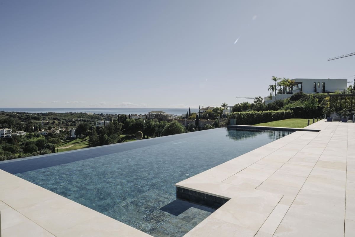 6 soverom Villa til salgs i Los Flamingos med svømmebasseng garasje - € 6 200 000 (Ref: 8916790)