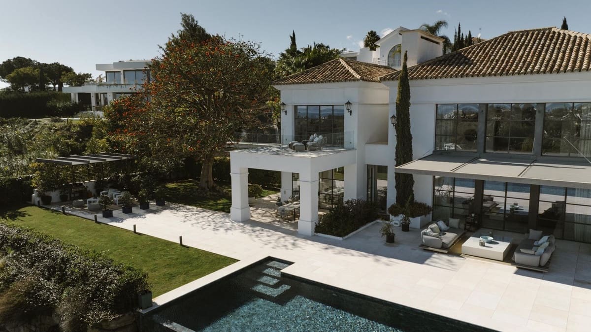 6 soverom Villa til salgs i Los Flamingos med svømmebasseng garasje - € 6 200 000 (Ref: 8916790)