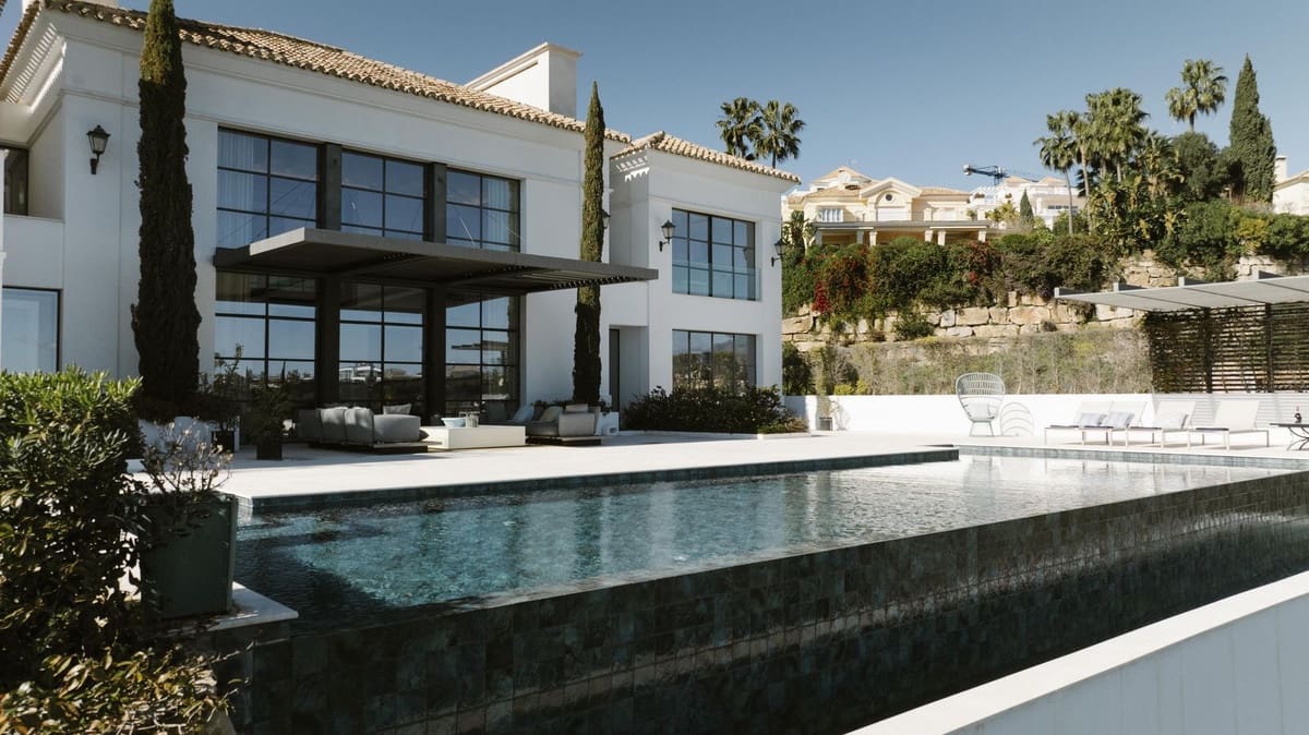 6 soverom Villa til salgs i Los Flamingos med svømmebasseng garasje - € 6 200 000 (Ref: 8916790)