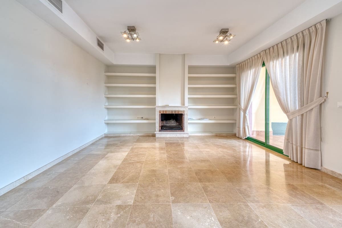 3 quarto Penthouse para venda em Fuengirola com piscina garagem - 530 000 € (Ref: 8935814)