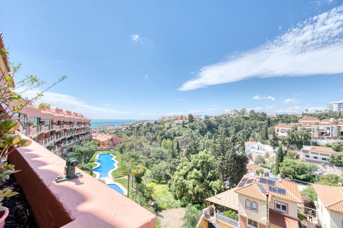 3 quarto Penthouse para venda em Fuengirola com piscina garagem - 530 000 € (Ref: 8935814)