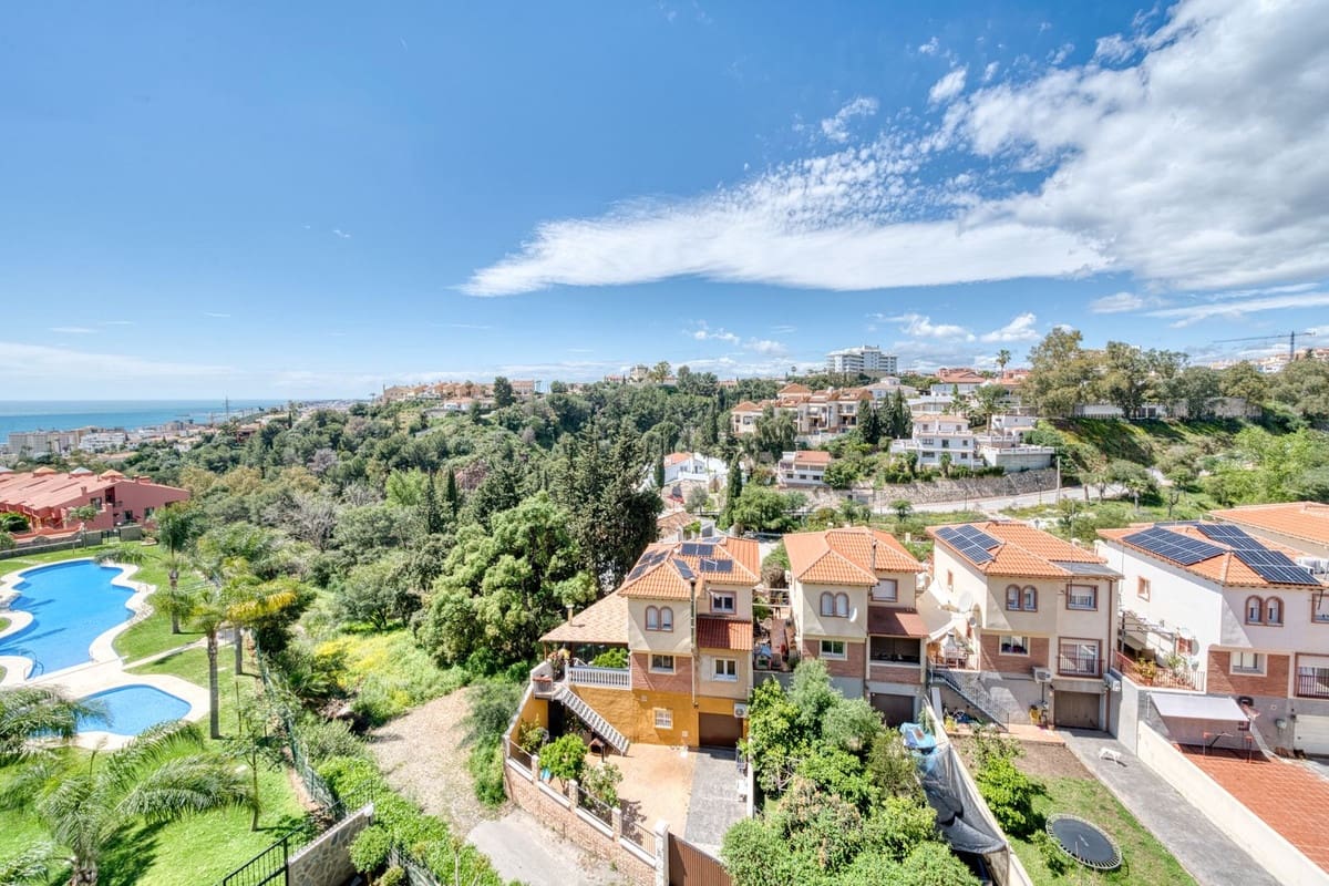 3 quarto Penthouse para venda em Fuengirola com piscina garagem - 530 000 € (Ref: 8935814)