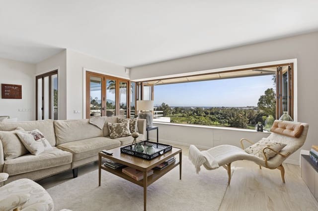 3 quarto Apartamento para venda em Nueva Andalucia, Marbella com piscina garagem - 1 970 000 € (Ref: 8940676)