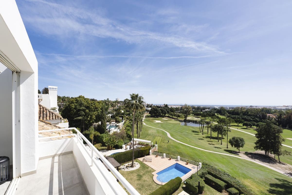 3 bedroom Apartment for sale in Nueva Andalucia with pool garage - € 1,970,000 (Ref: 8940676)
