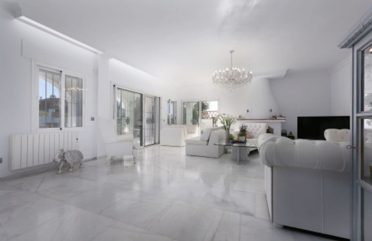 Chalet de 5 habitaciones en Benahavís en venta con piscina garaje - 1.495.000 € (Ref: 8940801)