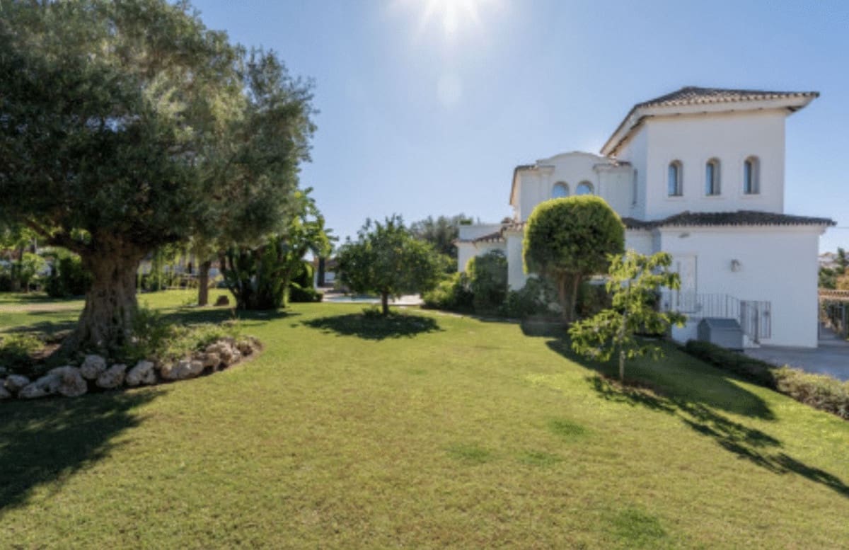 Chalet de 5 habitaciones en Benahavís en venta con piscina garaje - 1.495.000 € (Ref: 8940801)