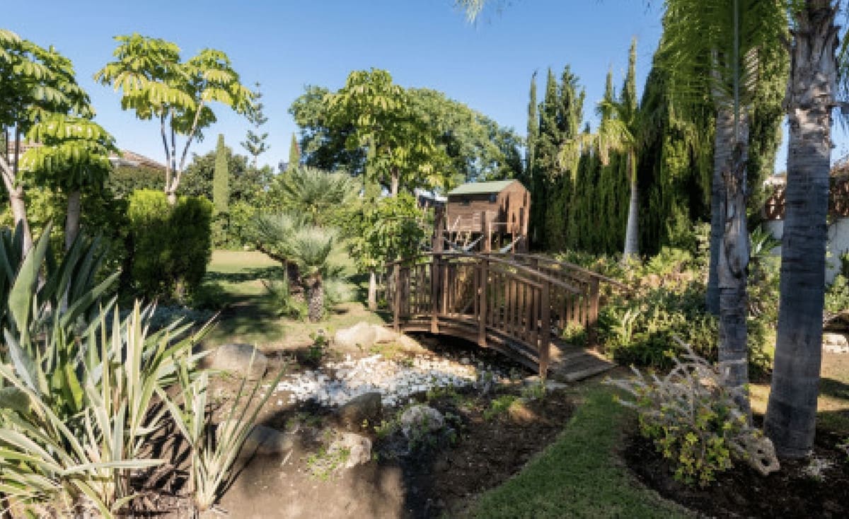 Chalet de 5 habitaciones en Benahavís en venta con piscina garaje - 1.495.000 € (Ref: 8940801)