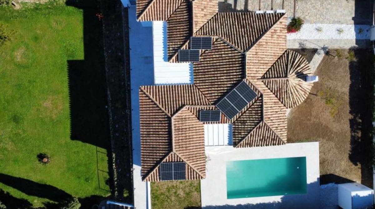 4 soveværelse Villa til salg i La Duquesa / Puerto de la Duquesa med swimmingpool garage - € 1.095.000 (Ref: 8945495)