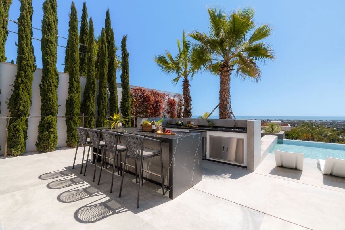 Chalet de 6 habitaciones en La Quinta en venta con piscina garaje - 12.500.000 € (Ref: 8953747)