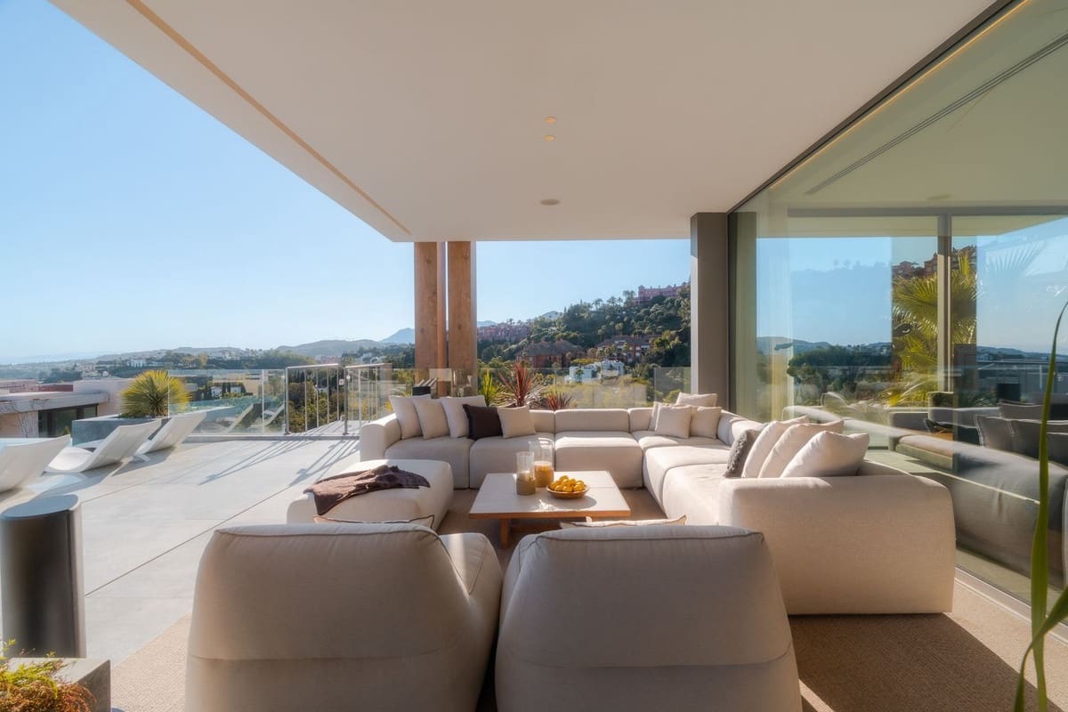 Chalet de 6 habitaciones en La Quinta en venta con piscina garaje - 12.500.000 € (Ref: 8953747)