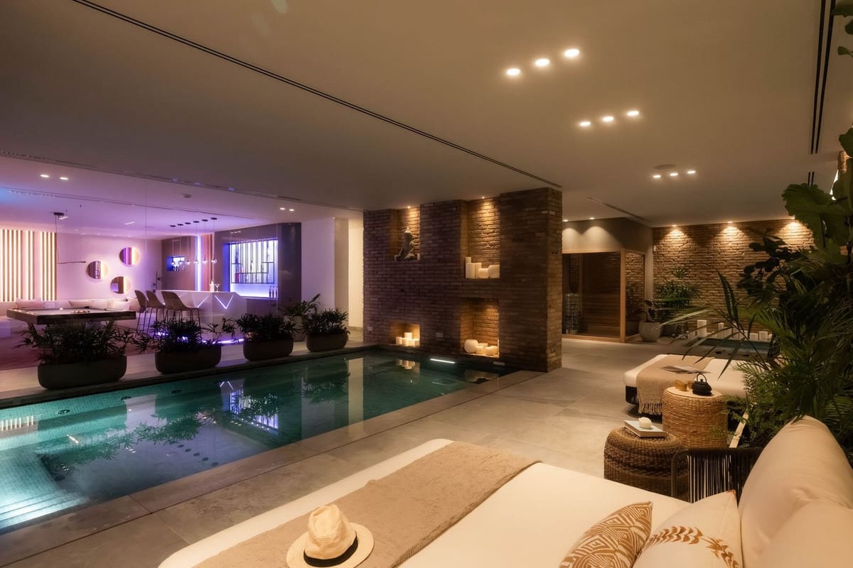 Chalet de 6 habitaciones en La Quinta en venta con piscina garaje - 12.500.000 € (Ref: 8953747)