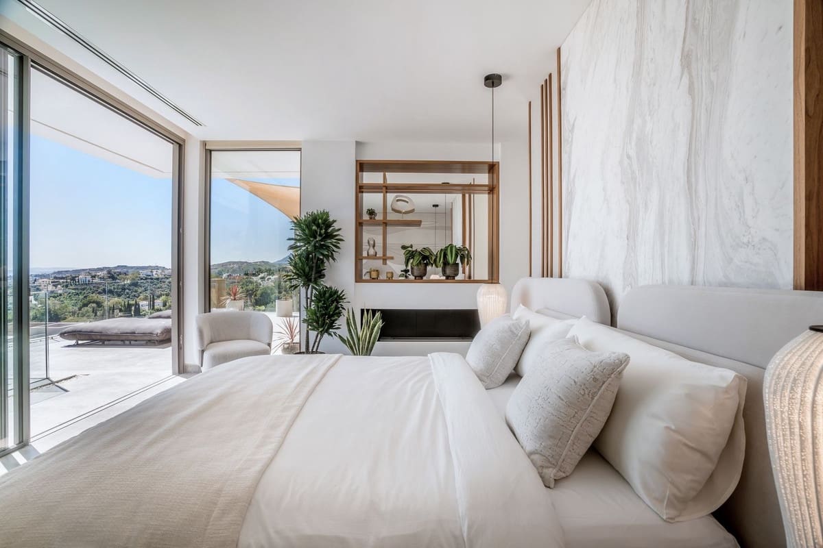 6 quarto Moradia para venda em La Quinta com piscina garagem - 10 995 000 € (Ref: 8953747)