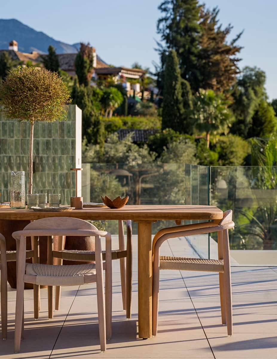 4 sypialnia Willa na sprzedaż w Nueva Andalucia z basenem garażem - 5 975 000 € (Ref: 8956028)