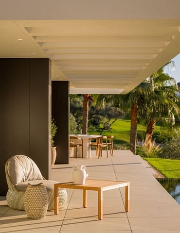 4 sypialnia Willa na sprzedaż w Nueva Andalucia, Marbella z basenem garażem - 5 975 000 € (Ref: 8956028)