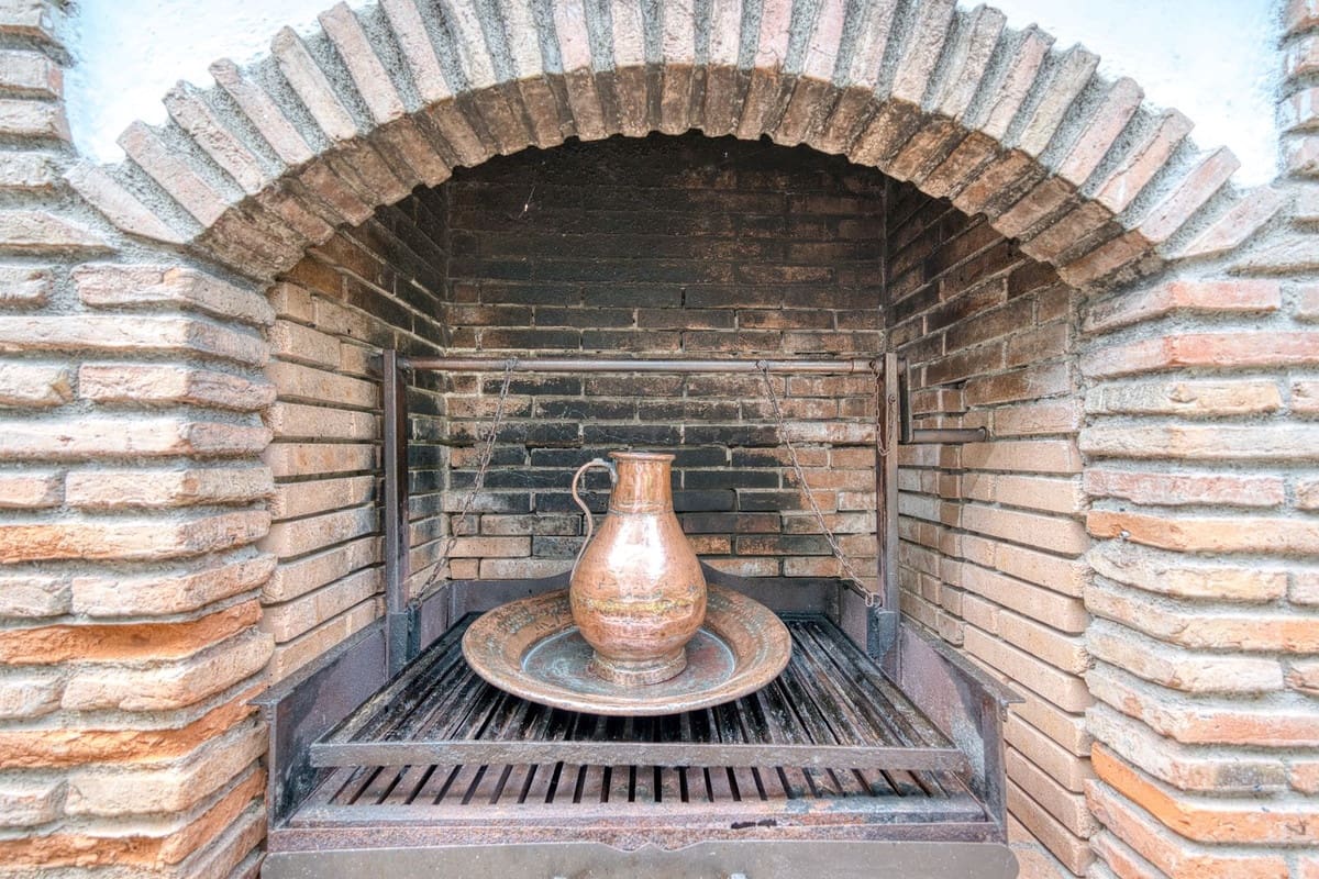 6 soveværelse Villa til salg i Los Monteros med swimmingpool garage - € 4.500.000 (Ref: 8973679)