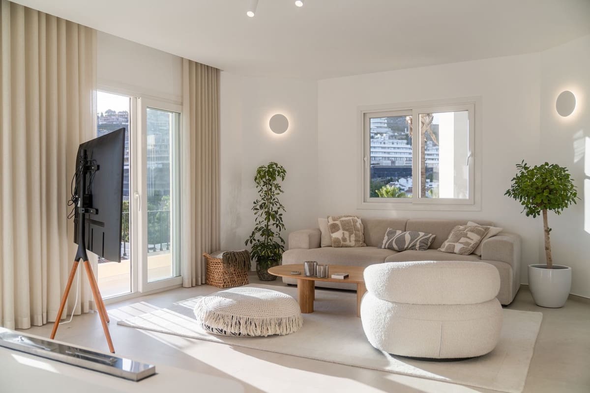 3 bedroom Townhouse for sale in Benahavis with pool - € 1,195,000 (Ref: 8973793)