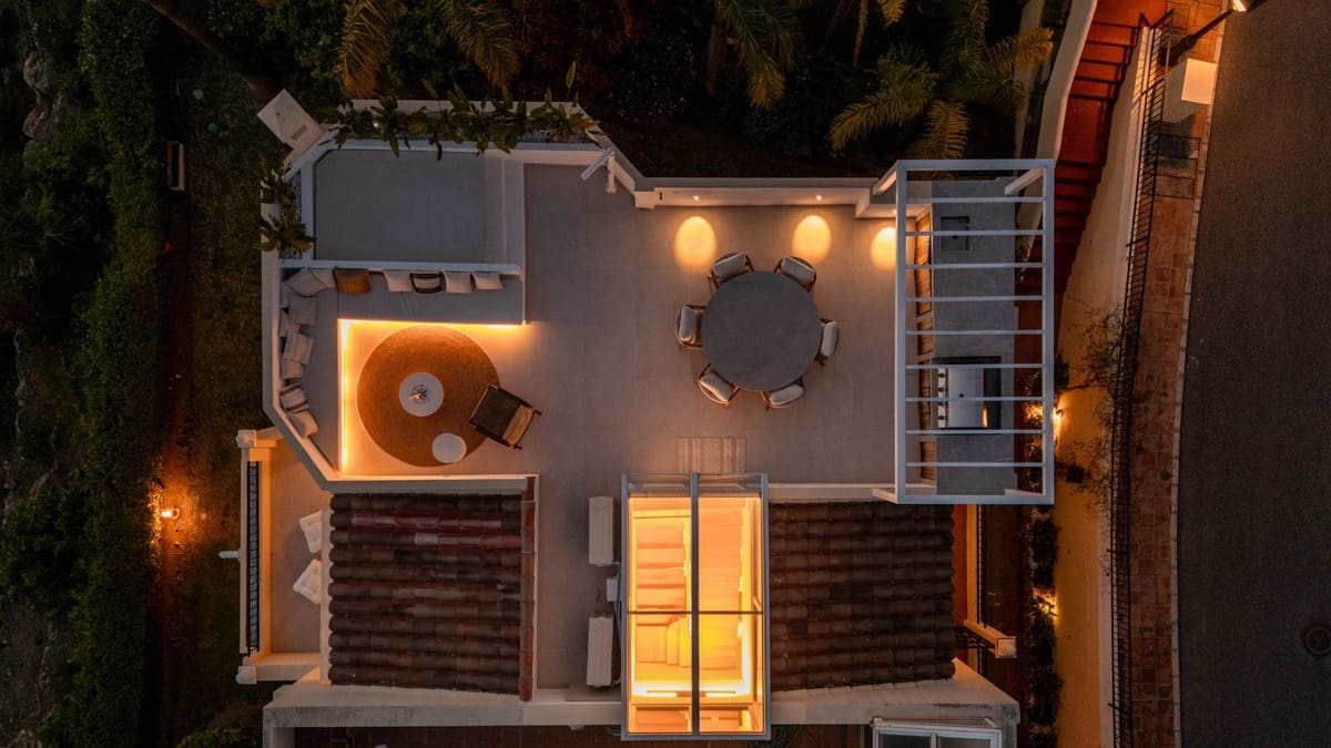 3 bedroom Townhouse for sale in Benahavis with pool - € 1,195,000 (Ref: 8973793)