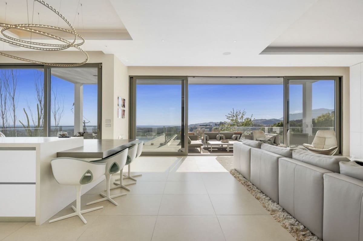 7 soverom Villa til salgs i La Quinta med garasje - € 4 995 000 (Ref: 8975485)