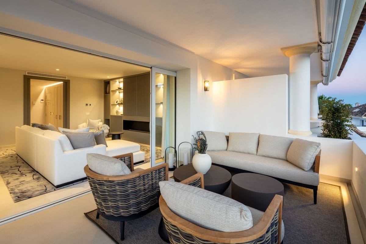 3 sypialnia Apartament na sprzedaż w Golden Mile z basenem garażem - 2 750 000 € (Ref: 8977641)