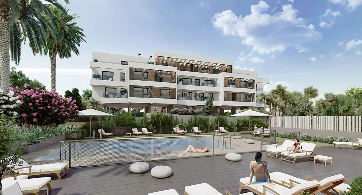 Apartamento de 3 habitaciones en Torremolinos en venta con piscina garaje - 425.000 € (Ref: 8983387)