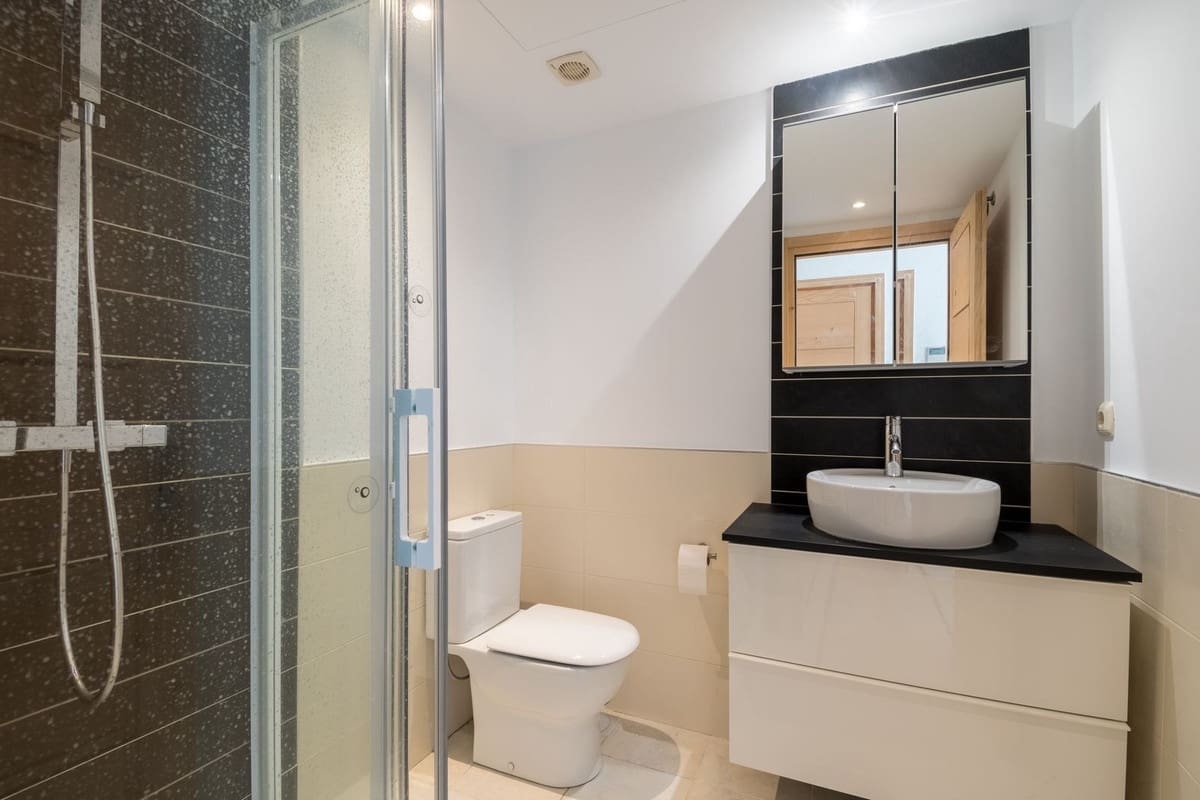 5 camera da letto Villa in vendita in Benahavis con piscina garage - 1.400.000 € (Rif: 8989945)