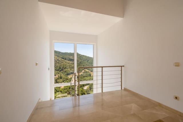 5 camera da letto Villa in vendita in Benahavís con piscina garage - 1.400.000 € (Rif: 8989945)