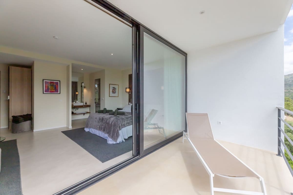 6 soveværelse Villa til salg i Benahavis med swimmingpool garage - € 4.250.000 (Ref: 9004436)